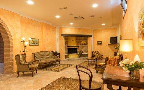 Poderina dei Poggi 12: Interior Design, Flooring, Ceiling, Furniture, Floor, Lighting, Room, Living Room, Light Fixture, Couch