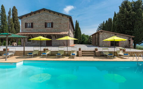 Podere Calcheto 14: Estate, Villa, Hacienda, Larch, Hotel, Farmhouse, Swimming Pool