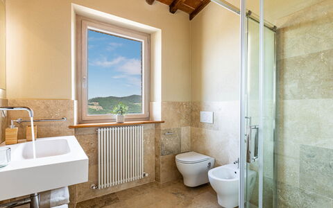 Il Poggiarellone 14: Wall, Flooring, Interior Design, Floor, Plumbing Fixture, Room, Ceiling, Plumbing, Tap, Bathroom