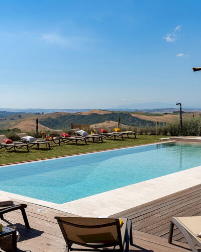 Il Poggiarellone 14: Hill, Swimming Pool, Mountain Range, Outdoor Furniture, Sunlounger, Leisure, Ridge, Eco Hotel, Valley, Resort