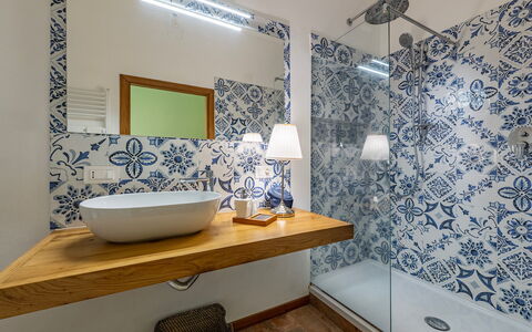 Casale le Conce 6: Flooring, Plumbing Fixture, Bathroom, Interior Design, Floor, Tile, Plumbing, Tap, Bathroom Sink, Sink