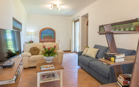 Il Grillo 10: Furniture, Interior Design, Flooring, Couch, Wood, Room, Floor, Living Room, Table, Ceiling