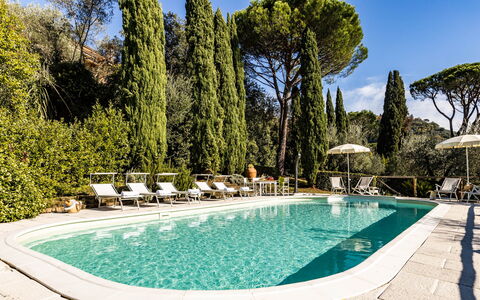 Torre Angelina 10+2: Swimming Pool, Resort, Outdoor Furniture, Thermae, Eco Hotel, Estate, Resort Town, Landscaping, Villa, Hotel