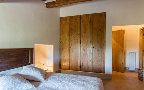 Podere Fabbrica 12: Flooring, Wall, Interior Design, Wood, Bedroom, Floor, Furniture, Bed, Room, Wood Flooring