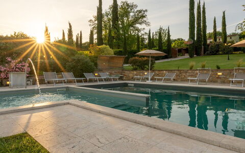 La Colonica 18: Swimming Pool, Outdoor Furniture, Resort, Furniture, Garden, Eco Hotel, Landscaping, Hacienda, Chair, Water Feature