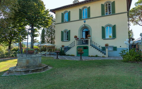 Villa Leonardo 30+6: Estate, Garden, Yard, Landscaping, Villa, Lawn, Mansion, Hacienda, Historic House, Houseplant