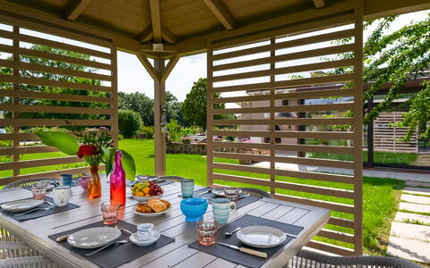 Cottage Violapo 6+2: Furniture, Outdoor Furniture, Chair, Outdoor Table, Shade, Table, Garden, Outdoor Structure, Patio, Garden Buildings