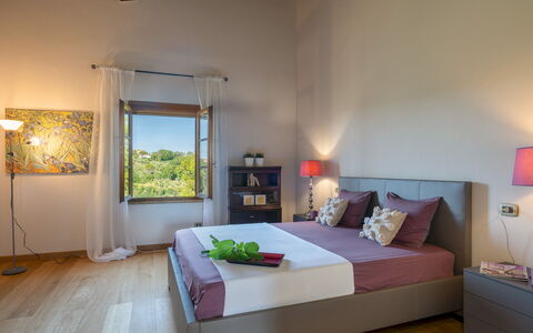 La Villa Nell'Isola Verde 12: Furniture, Interior Design, Flooring, Room, Floor, Ceiling, Textile, Home, Bed, Lighting