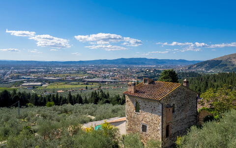 Torre al Poggio 8: Hill, Landscape, Rural Area, Slope, Mountain Range, Hill Station, Chaparral, Mountain Village, Village, Shrubland