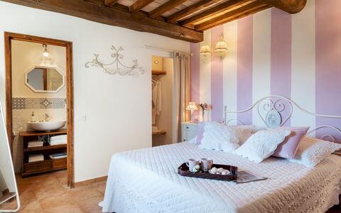 Villa Beltramonto 14: Interior Design, Furniture, Wall, Bedroom, Wood, Bed, Flooring, Home, Lighting, Floor
