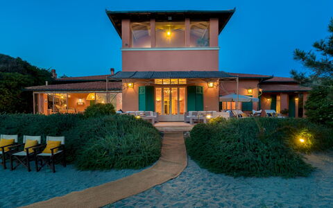 Villa Corallina 12: Resort, Estate, Cottage, Eco Hotel, Villa, Garden, Landscaping, Farmhouse, Hacienda, Shade