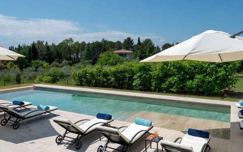 Terra di Siena 14: Outdoor Furniture, Furniture, Swimming Pool, Umbrella, Sunlounger, Chair, Shade, Composite Material, Outdoor Table, Resort