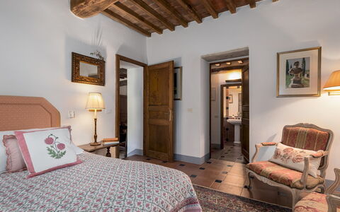 Scandelaia 12: Furniture, Wall, Interior Design, Wood, Bedroom, Flooring, Ceiling, Floor, Bed, Lighting