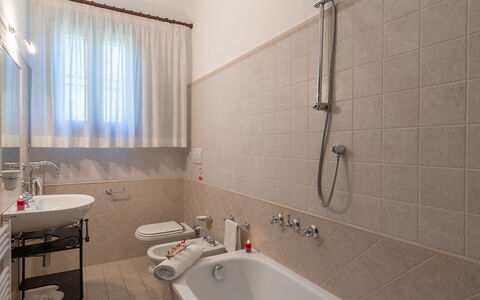 Villa ai Venti 8: Bathroom, Plumbing Fixture, Flooring, Interior Design, Bathroom Sink, Sink, Floor, Tap, Plumbing, Toilet