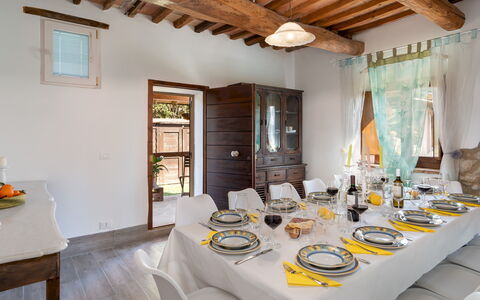 Il Pratone 12: Furniture, Interior Design, Table, Wood, Chair, Dining Room, Kitchen & Dining Room Table, Flooring, Room, Tableware