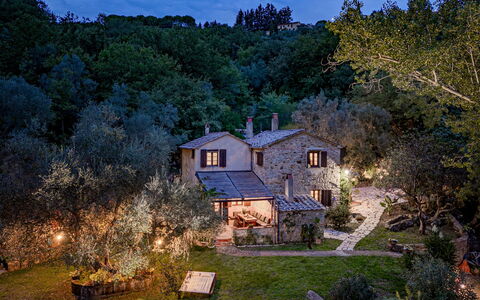 La Leopoldina 6: House, Home, Cottage, Estate, Rural Area, Farmhouse, Garden, Village, Landscaping