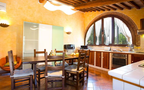 La Magia 8+2: Furniture, Interior Design, Flooring, Ceiling, Kitchen, Lighting, Table, Countertop, Room, Floor