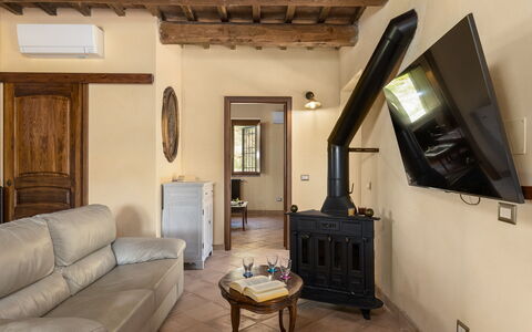 Poggio delle Lumie 6: Furniture, Interior Design, Wall, Flooring, Wood, Floor, Room, Home, Lighting, Living Room