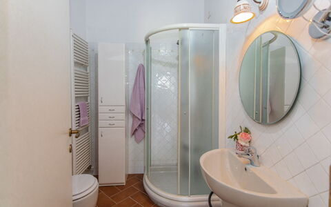 La Collina degli Ulivi 8+2: Interior Design, Flooring, Floor, Plumbing Fixture, Room, Ceiling, Lighting, Furniture, Bathroom, Plumbing