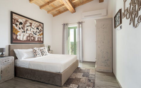 Cottage Dolcevista 4+2: Furniture, Interior Design, Bed, Wall, Bedroom, Wood, Flooring, Floor, Home, Room