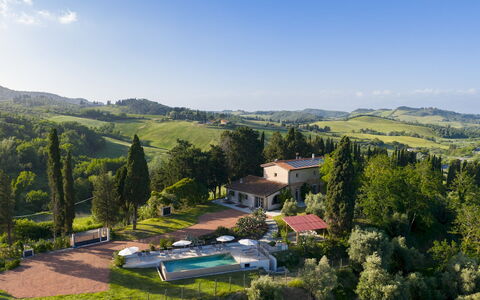 Il Poggione 10: Estate, Swimming Pool, Food, Villa, Resort, Hacienda, Farmhouse, Eco Hotel
