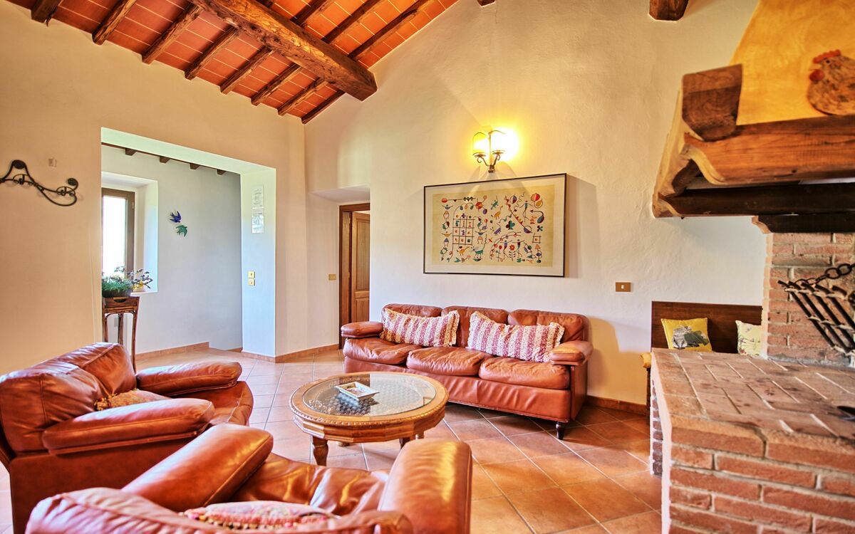 Accommodation:&nbsp;Montescalari 8