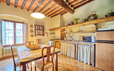 Accommodation:&nbsp;Villa Montescalari