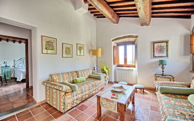 Montescalari 10: Property, Room, Furniture, Building, Interior Design, Living Room, House, Real Estate, Ceiling, Table