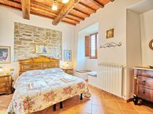 Accommodation:&nbsp;Montescalari 9