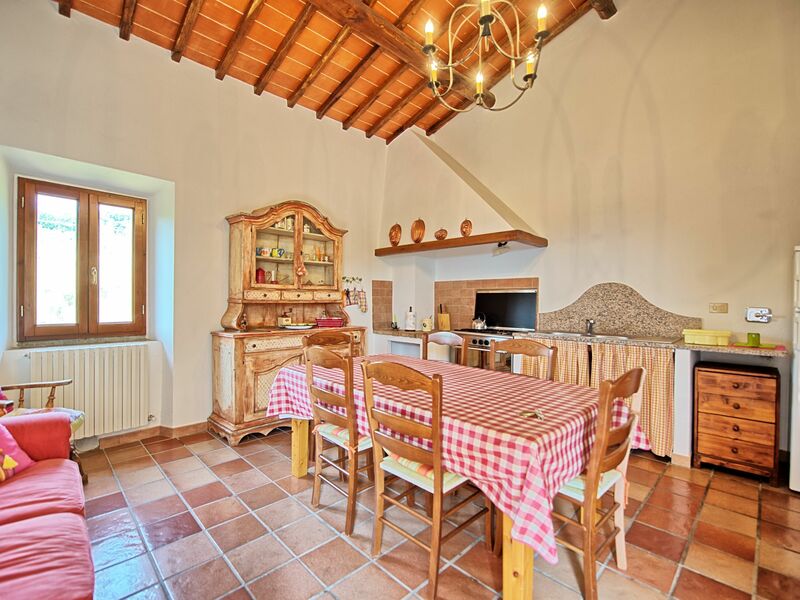 Accommodation:&nbsp;Montescalari 11