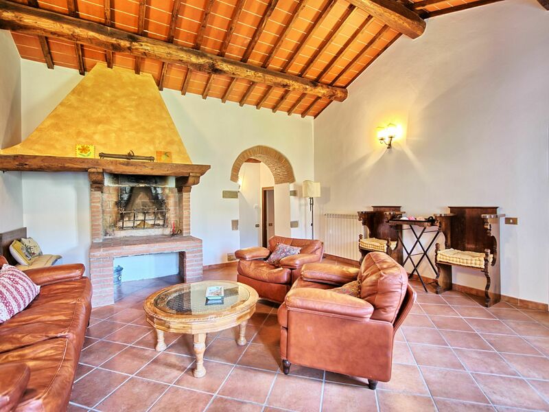 Accommodation:&nbsp;Montescalari 8