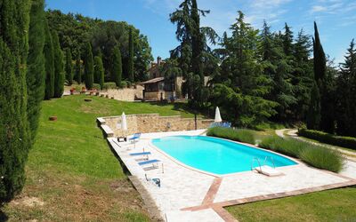 Cornocchio: Swimming Pool, Property, Grass, Real Estate, Estate, House, Tree, Leisure, Building, Lawn