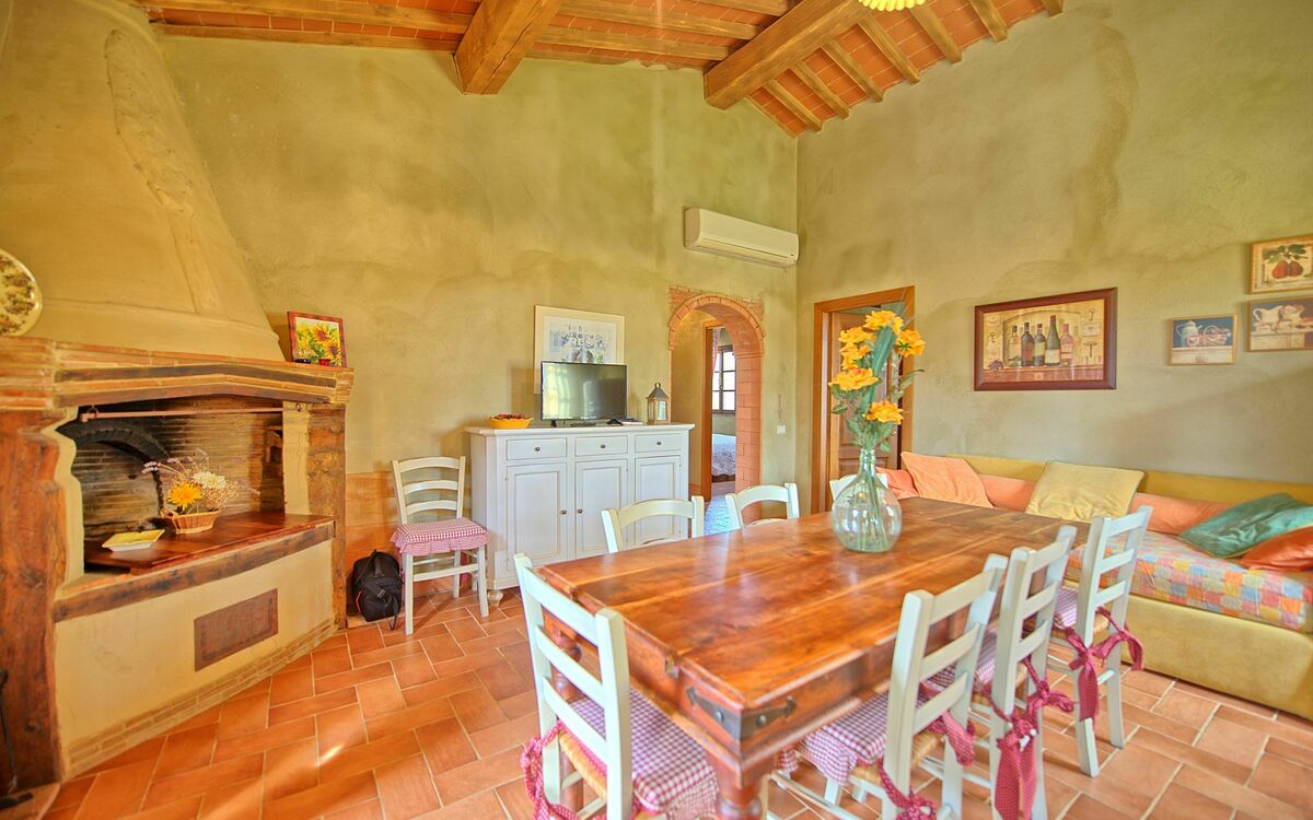 Accommodation:&nbsp;Nespolo 8