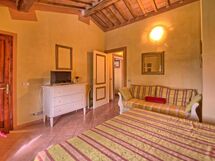 Accommodation:&nbsp;Nespolo 4