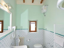 Accommodation:&nbsp;Gufo