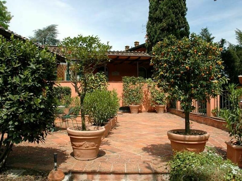 Accommodation:&nbsp;Persefone