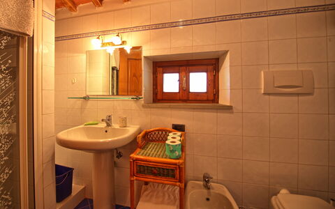 Panzalla: Room, Bathroom, Property, Interior Design, Building, House, Tile, Furniture, Plumbing Fixture, Real Estate