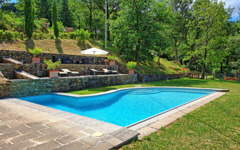 Villa Margherita: Swimming Pool, Property, Grass, Backyard, Leisure, Real Estate, House, Estate, Yard, Lawn
