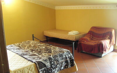 Accommodation:&nbsp;Camera Gialla