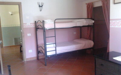 Accommodation:&nbsp;Camera Rosa