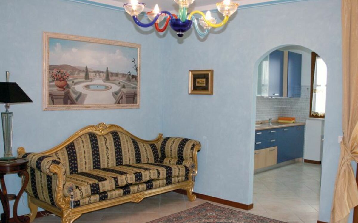 Accommodation:&nbsp;Apartment 4