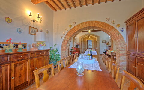 San Donnino: Property, Building, Room, Real Estate, Interior Design, Architecture, Arch, Estate, Ceiling, Hall