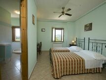 Accommodation:&nbsp;Massi c