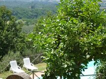 Pool and view of the Reggello Valley