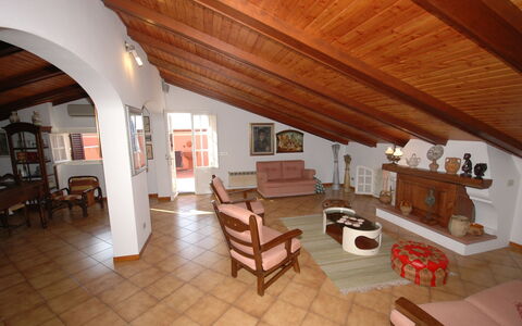 Accommodation:&nbsp;Melograni 1