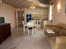 Accommodation:&nbsp;Country Suite 4 6 Persone