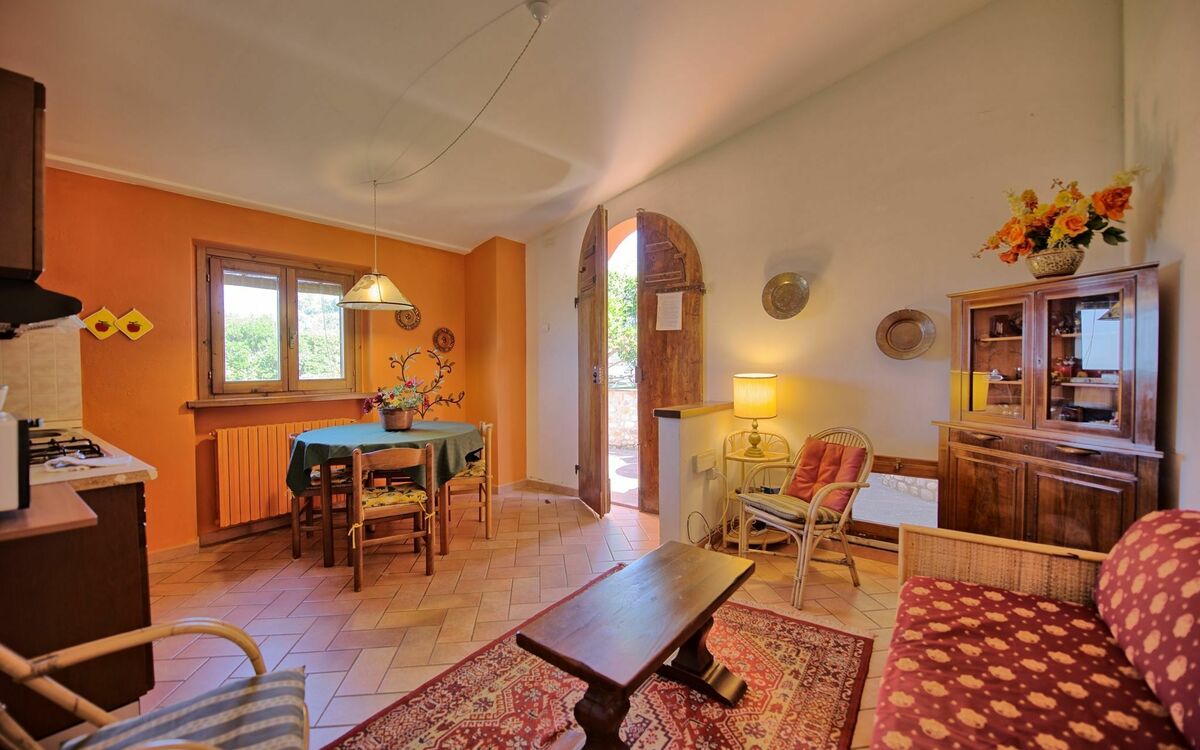 Accommodation:&nbsp;Belvedere