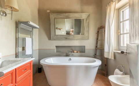 Villa Danilo: Mirror, Tap, Plumbing Fixture, Property, Bathroom Cabinet, Sink, Bathtub, Cabinetry, Bathroom Sink, Bathroom