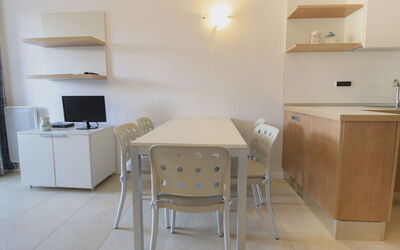 Accommodation:&nbsp;Exquisite Elba 100.2