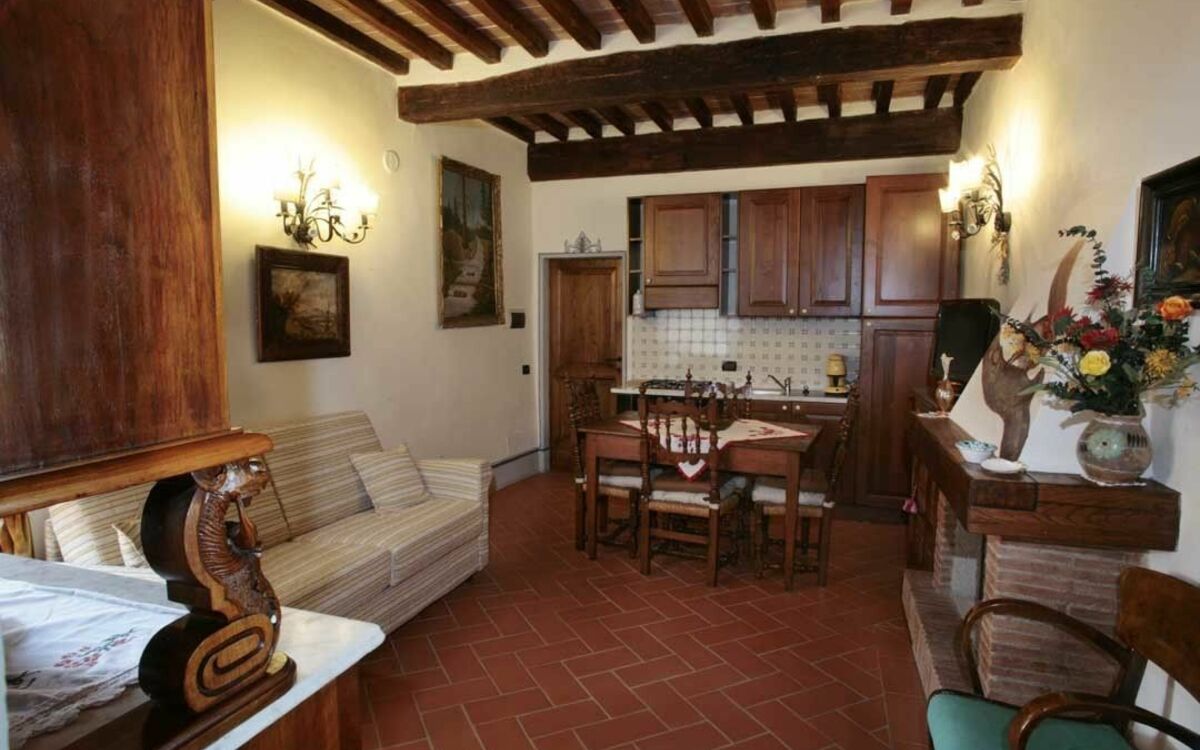 Accommodation:&nbsp;Girasole